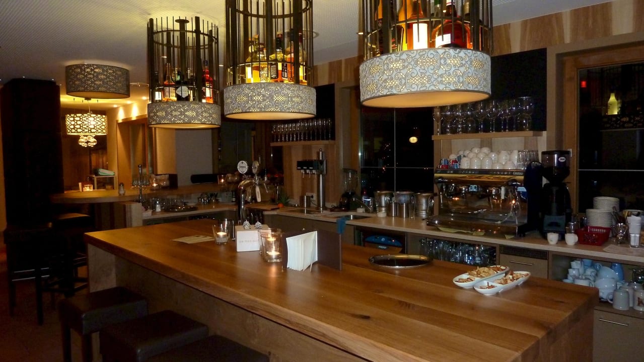 Neue Hotel Bar ab Dezember 2011 Alpine Resort Goies