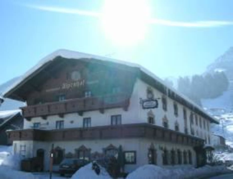 Aussenansicht Gasthof Alpenhof