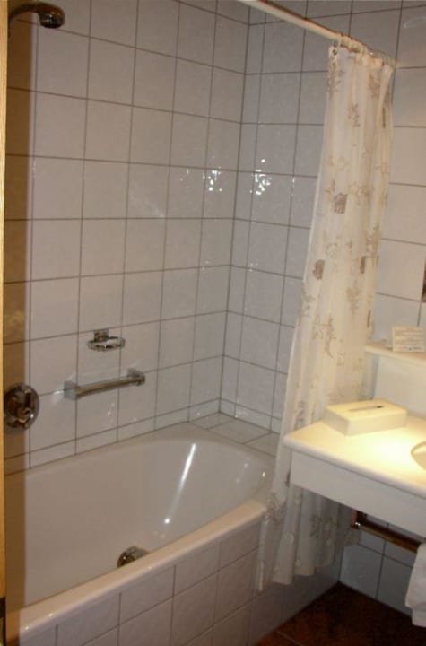 Weitere Teilansicht des separaten Badezimmers Hotel Zur Pfeffermühle