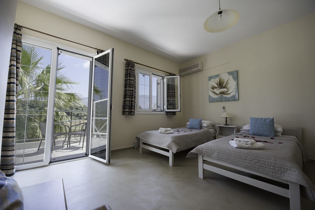 Zimmer Vassaliki Naturist Club