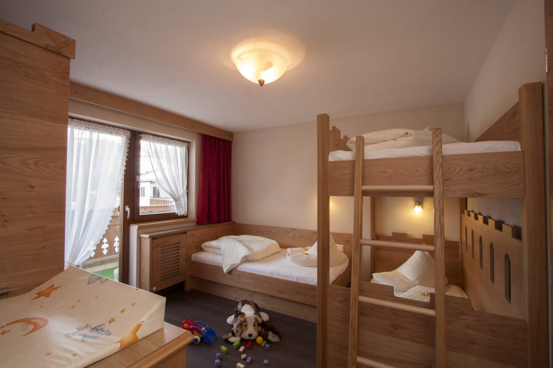 Badezimmer Kuni Suite Kinderhotel Laderhof