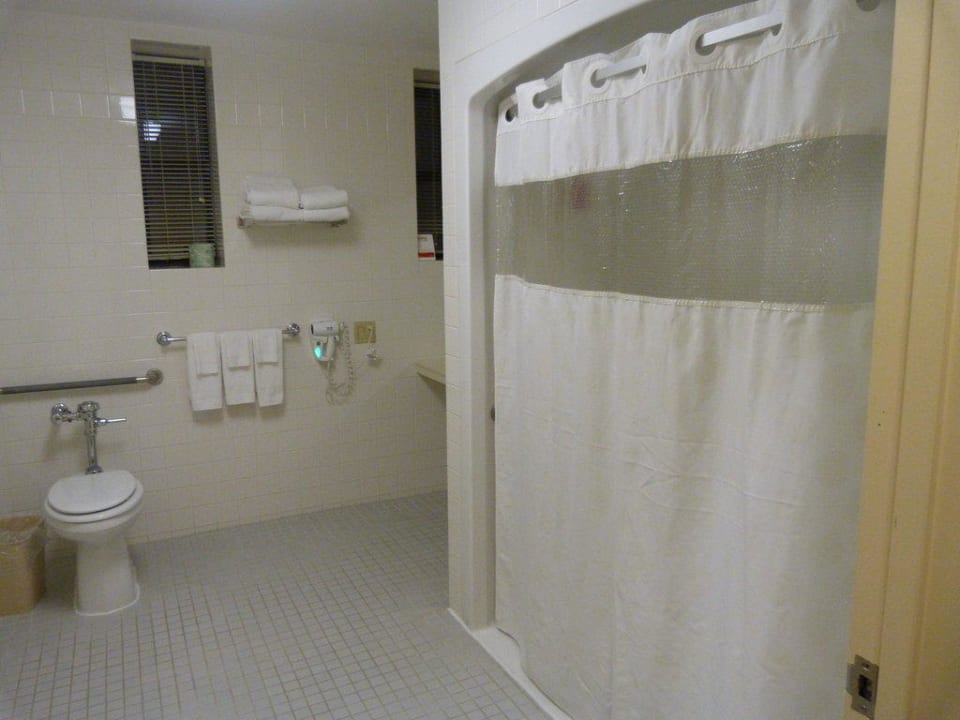 Bad Ramada by Wyndham Jersey City