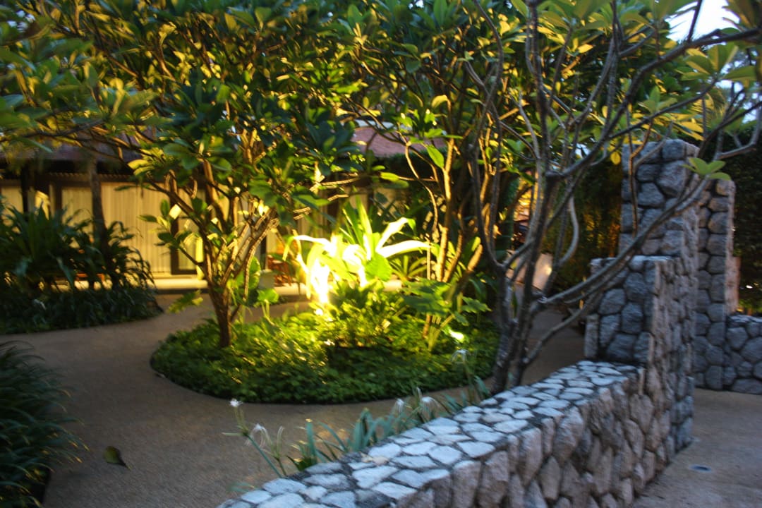 Anlage bei Nacht Impiana Resort Patong