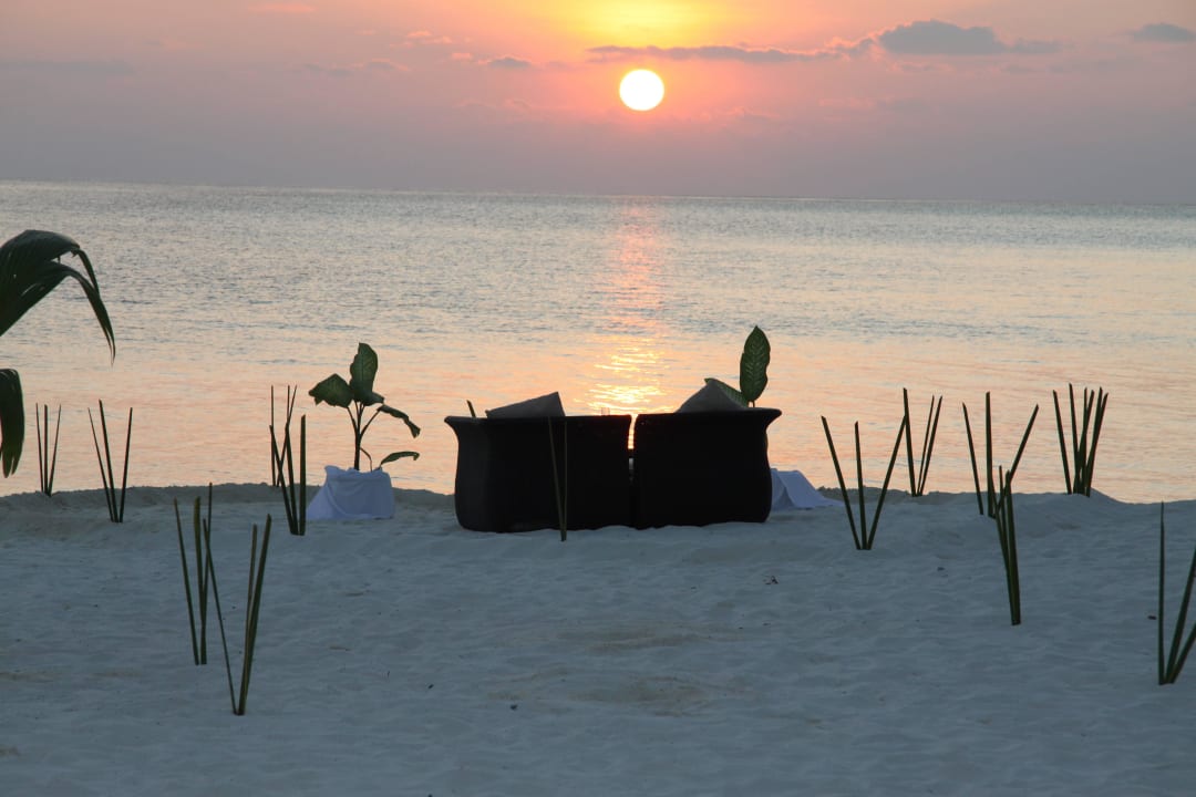 Abendstimmung im Abseits Constance Moofushi Maldives