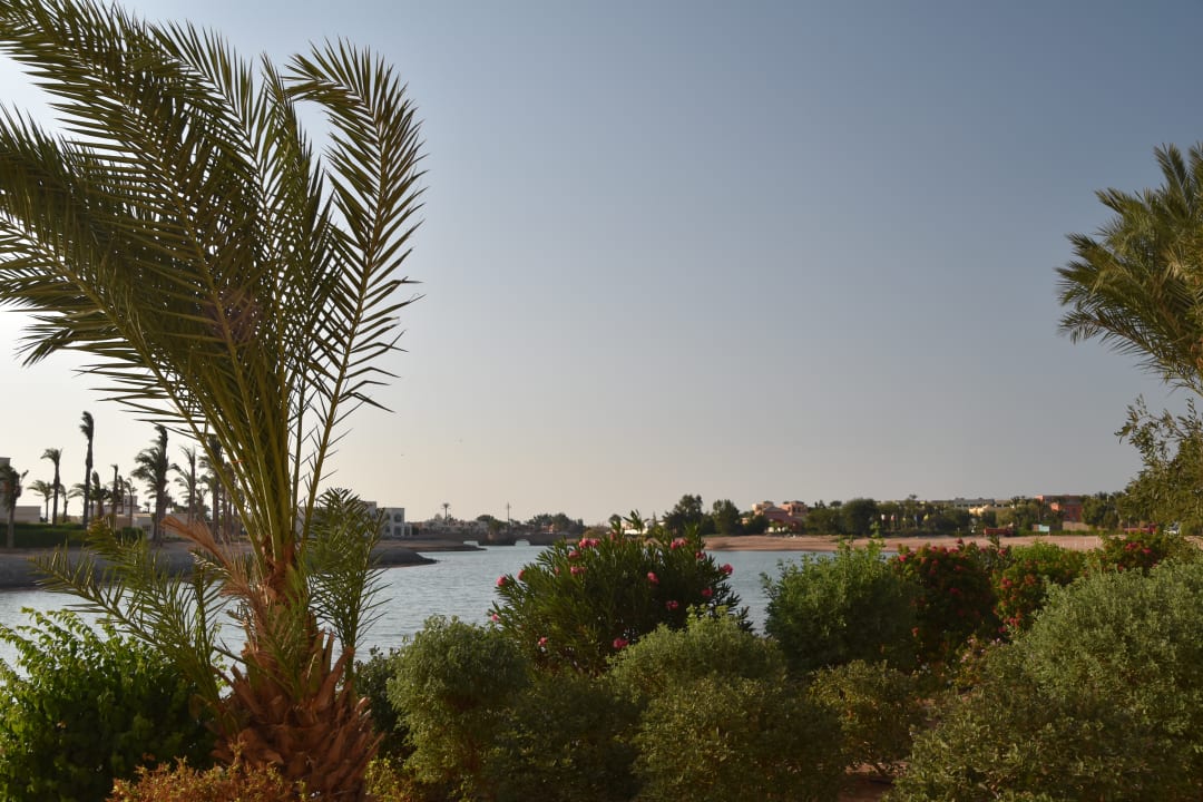 Aussicht auf die Lagune Mövenpick Resort & Spa El Gouna