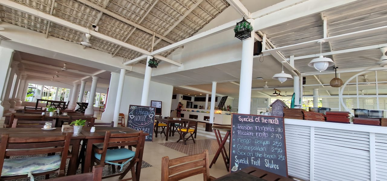 Gastro Paradise Beach Resort, Samui
