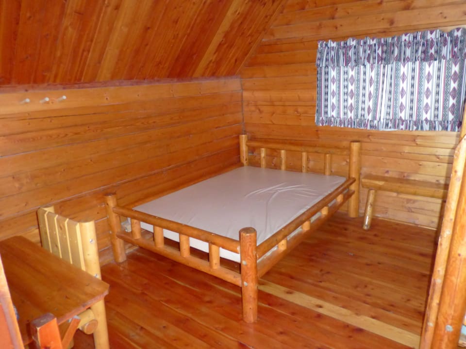 1 Doppelbett KOA Campground Seligman
