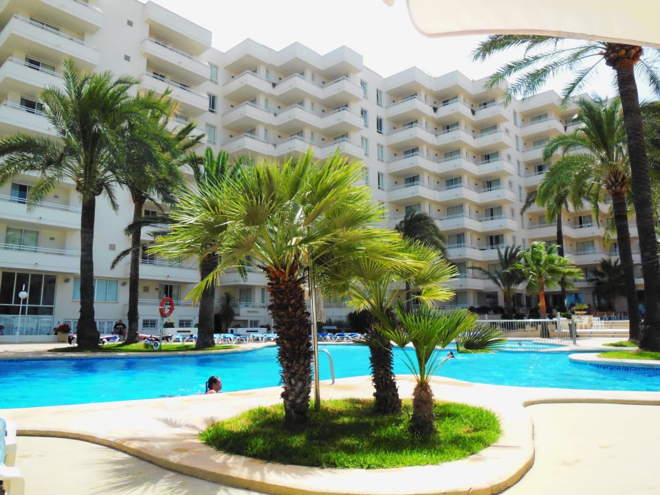 Der Pool Aparthotel Playa Dorada