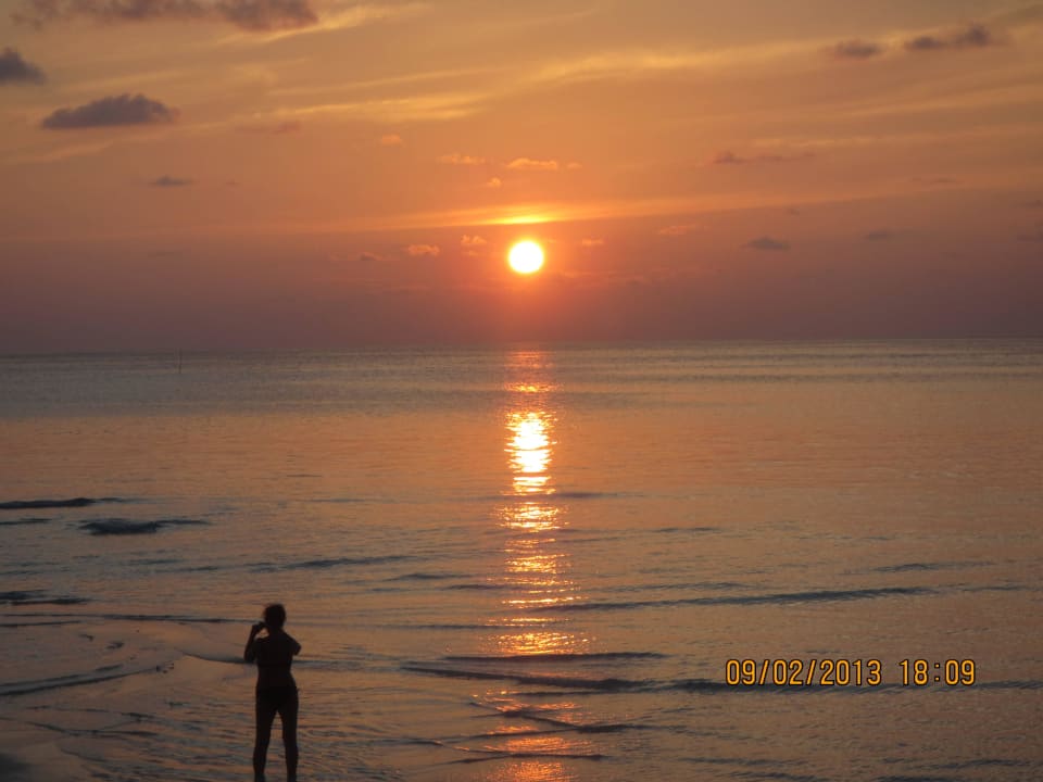 Sonnenuntergang Meeru Maldives Resort Island
