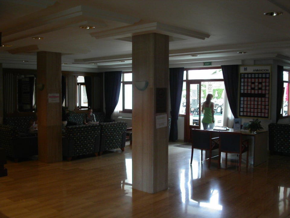 Rezeption Richtung Pool Millor Sol