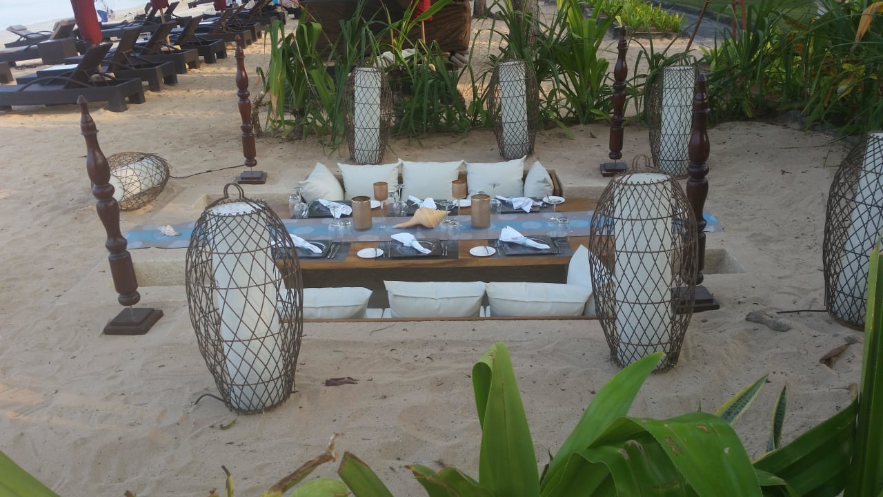 Abendessen am Strand The Laguna A Luxury Collection Resort & Spa