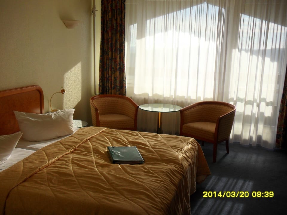 Blick ins Zimmer - Teil 2 AHORN Berghotel Friedrichroda