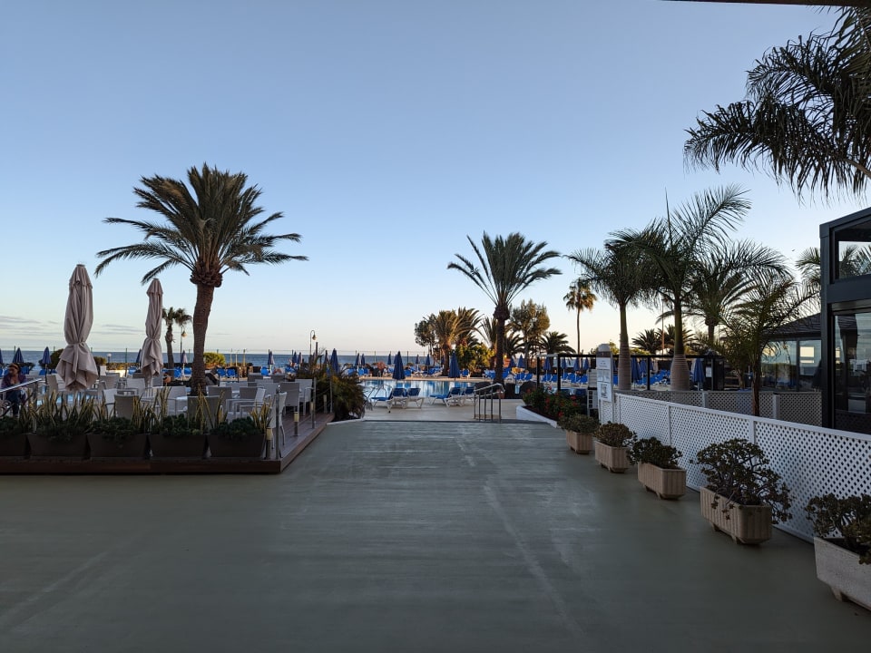 Außenansicht Hotel Grand Teguise Playa