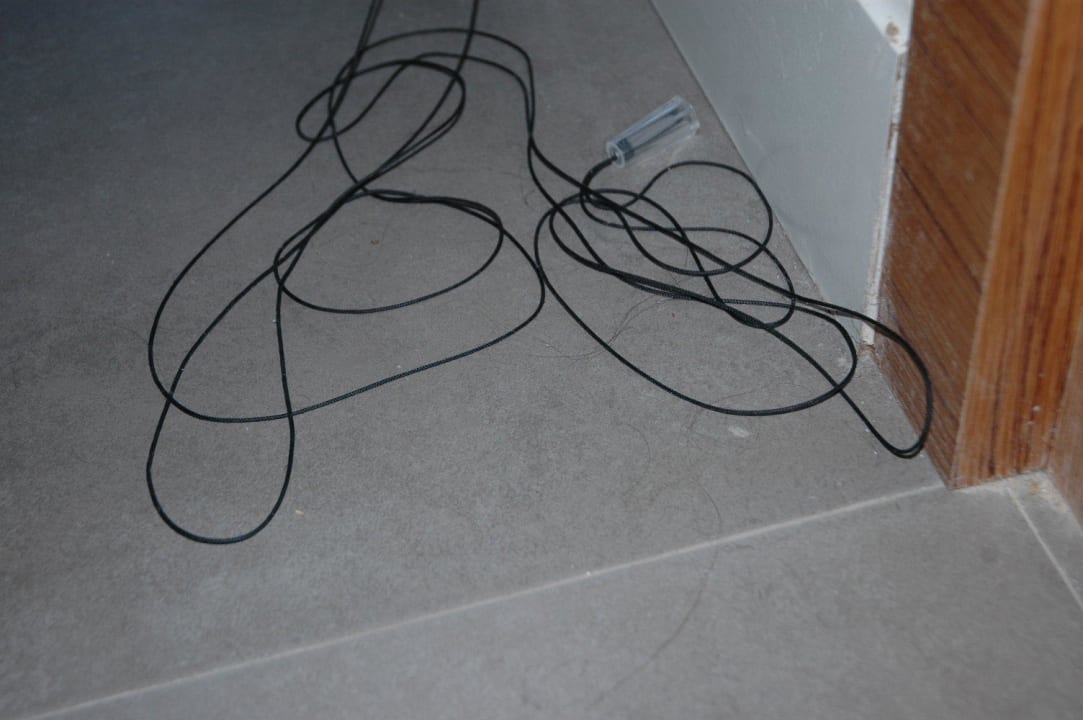 Frisch geputztes Zimmer. Fremdhaare überall Asteria Venus Didim