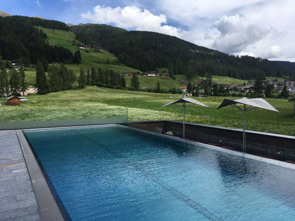 Pool Hotel Monika – great place to be