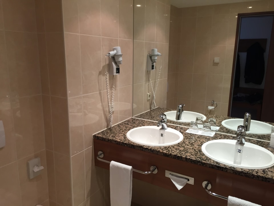 Zimmer Dorint Hotel am Dom Erfurt