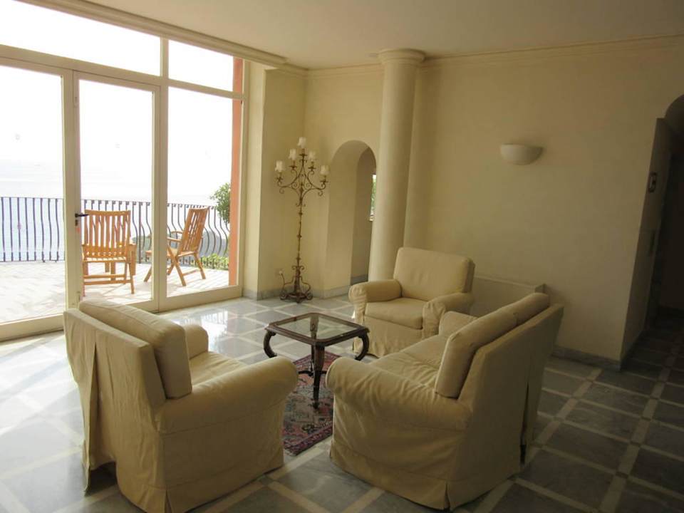 Hoteleingang Grandhotel Miramare