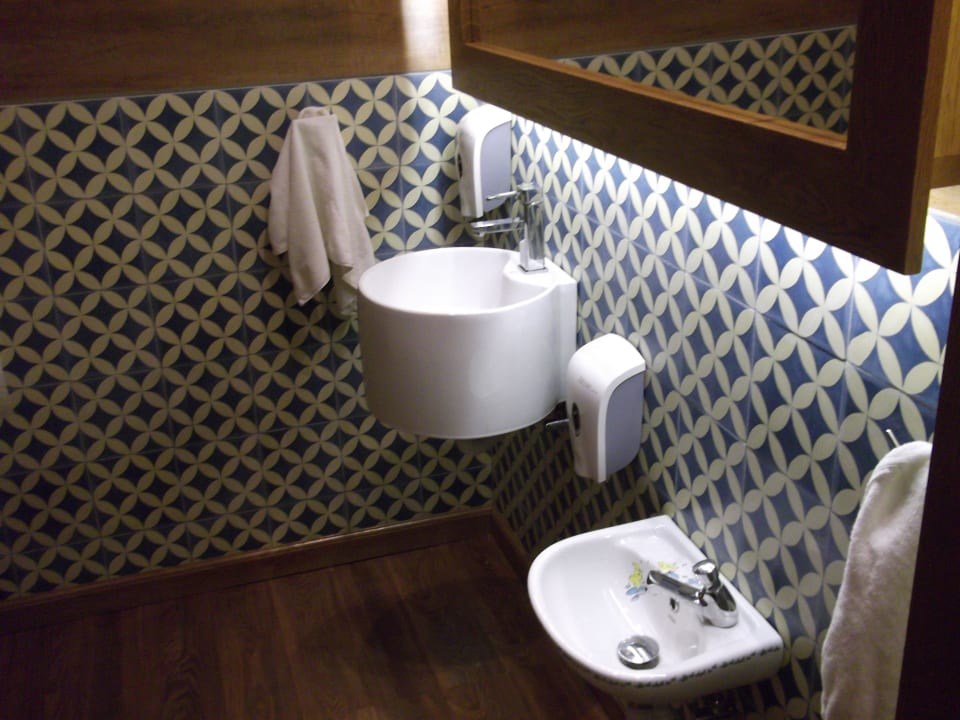 Baby-Lounge Atlantica Marmari Beach