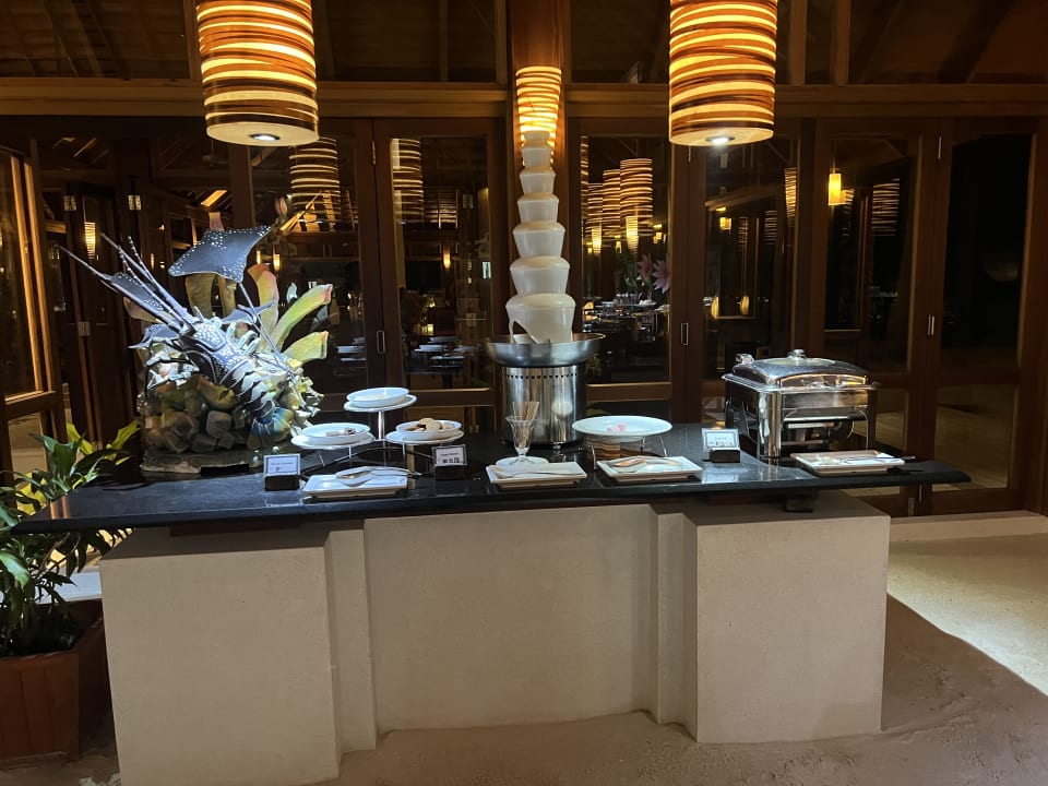 Gastro Vilamendhoo Island Resort & Spa