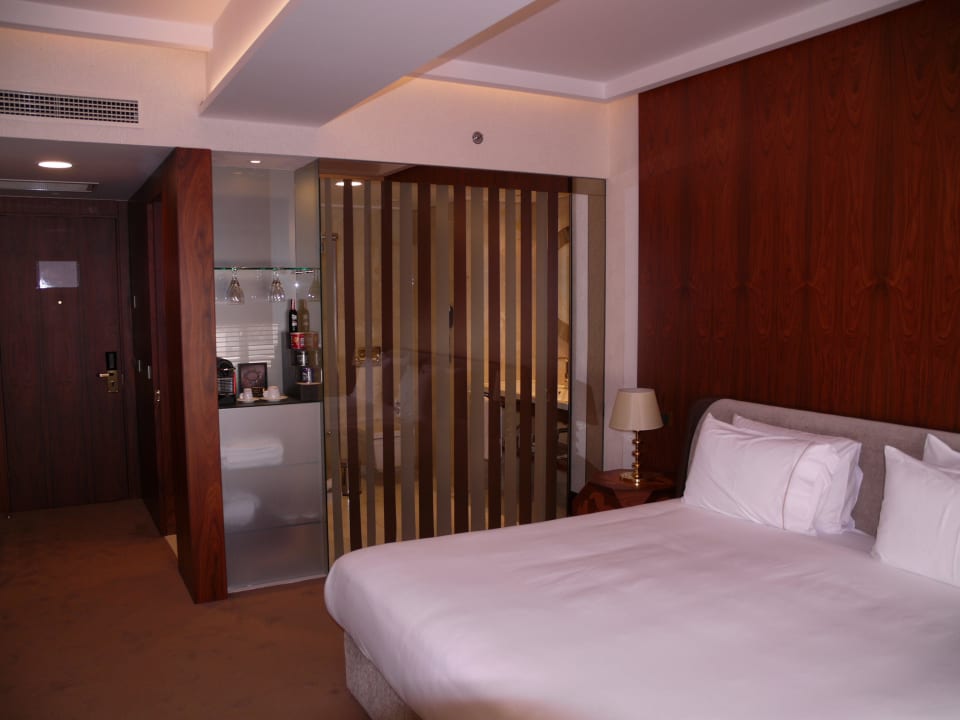 Blick zum Bad Vogue Hotel Supreme Istanbul