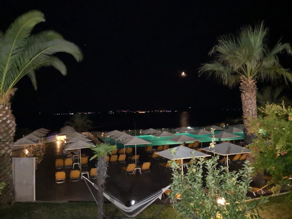 Pool Akrathos Beach Hotel