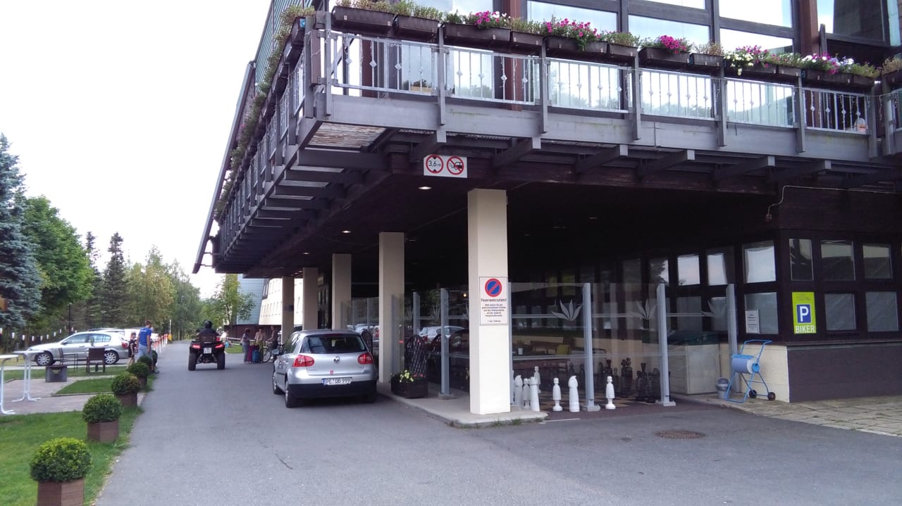 Außenansicht AHORN Waldhotel Altenberg