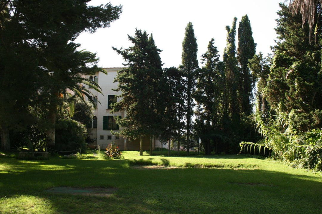 Pitching Green Lago Garden