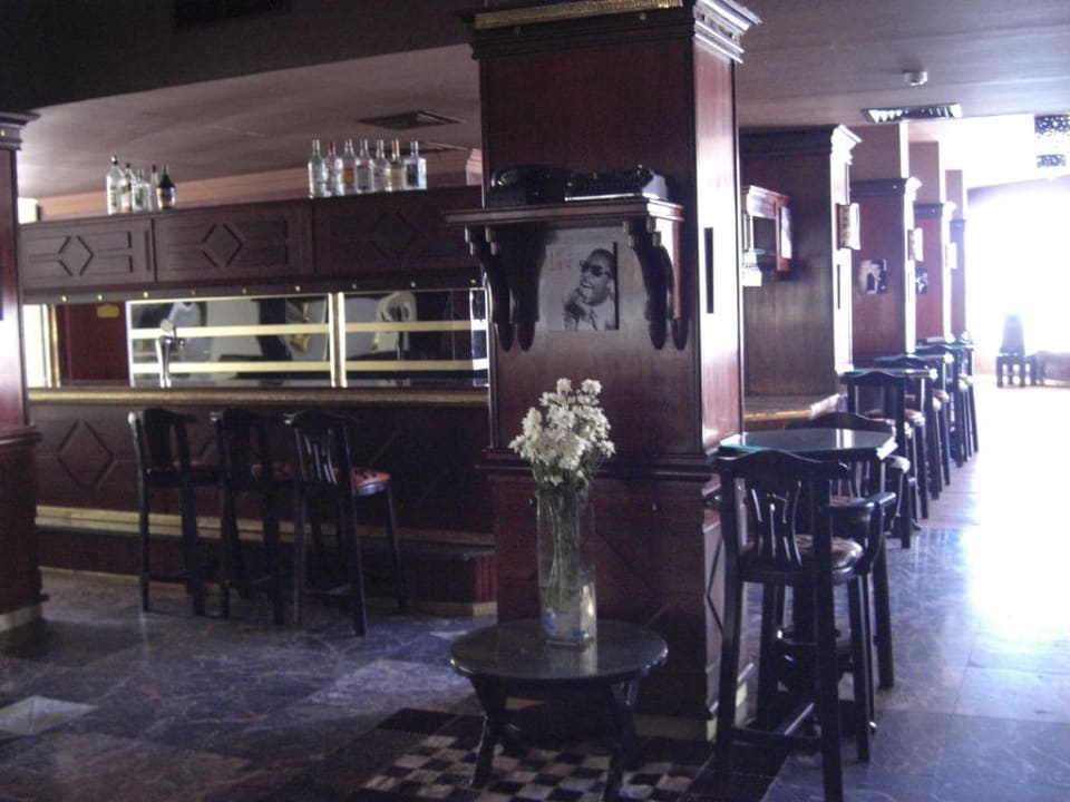 Bar Beach Albatros Resort