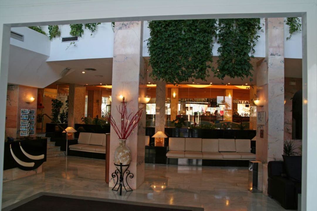 Eingang des Ivory Playa Aparthotel Ivory Playa