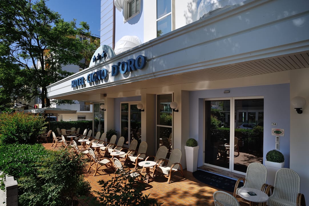 Gartenanlage Hotel Cigno D'Oro