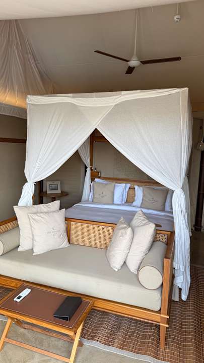 Zimmer The Outpost Al Barari Camp