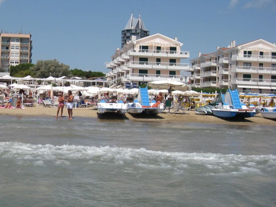 Пляж Eden Hotel