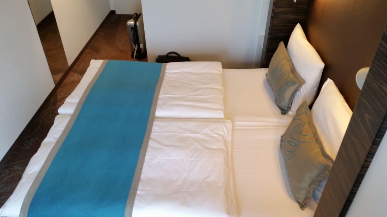 Zimmer Motel One Köln Waidmarkt