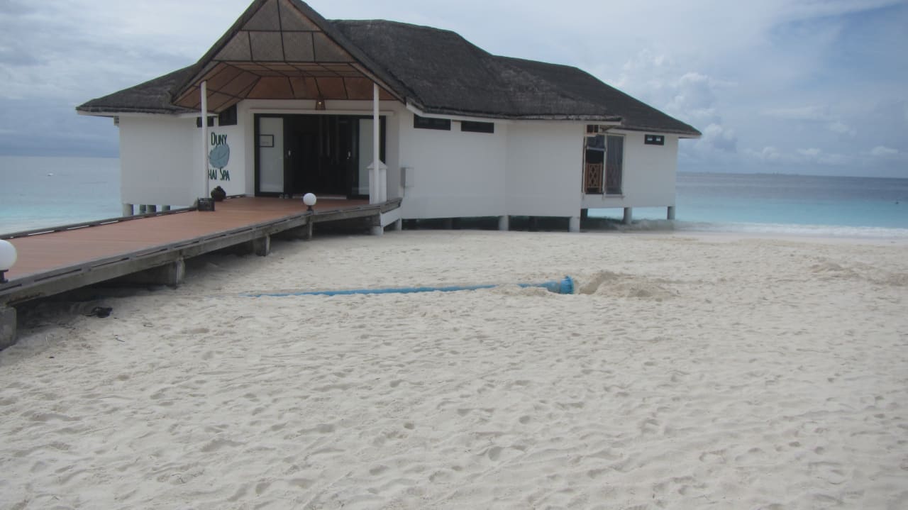 Strand Angaga Island Resort