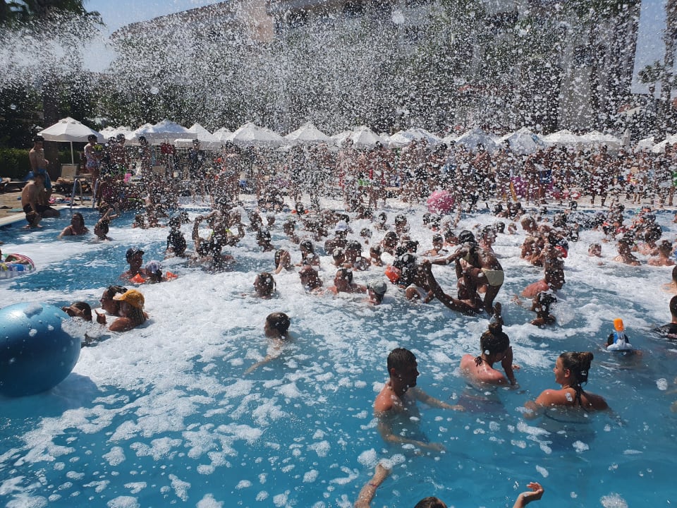 Pool Hane Family Resort