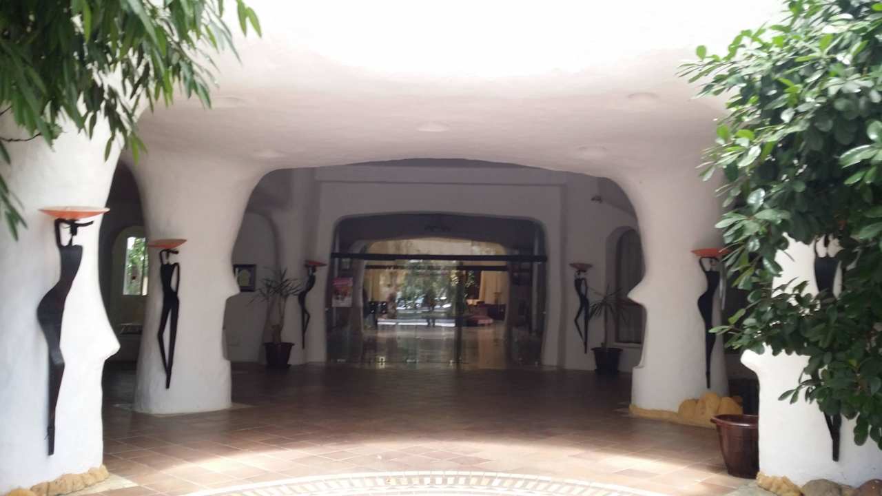 Eingang Hotel Yasmine Beach Resort