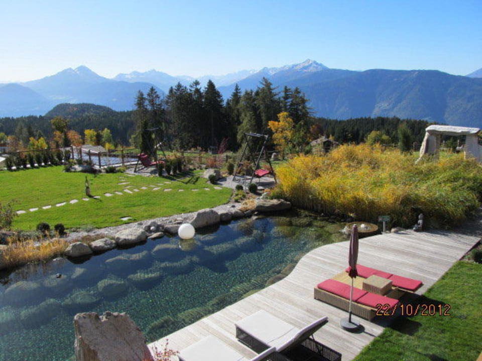 Naturbadeteich Hotel Chalet Mirabell