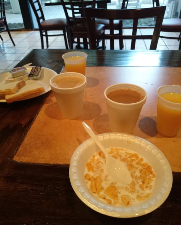 Continental Breakfast Comfort Inn & Suites Downtown Brickell-Port of Miami