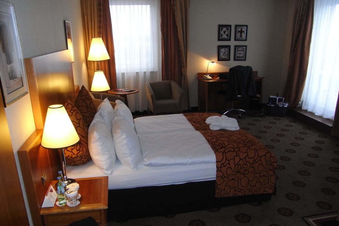 Unser Club Room Crowne Plaza ® Hamburg - City Alster