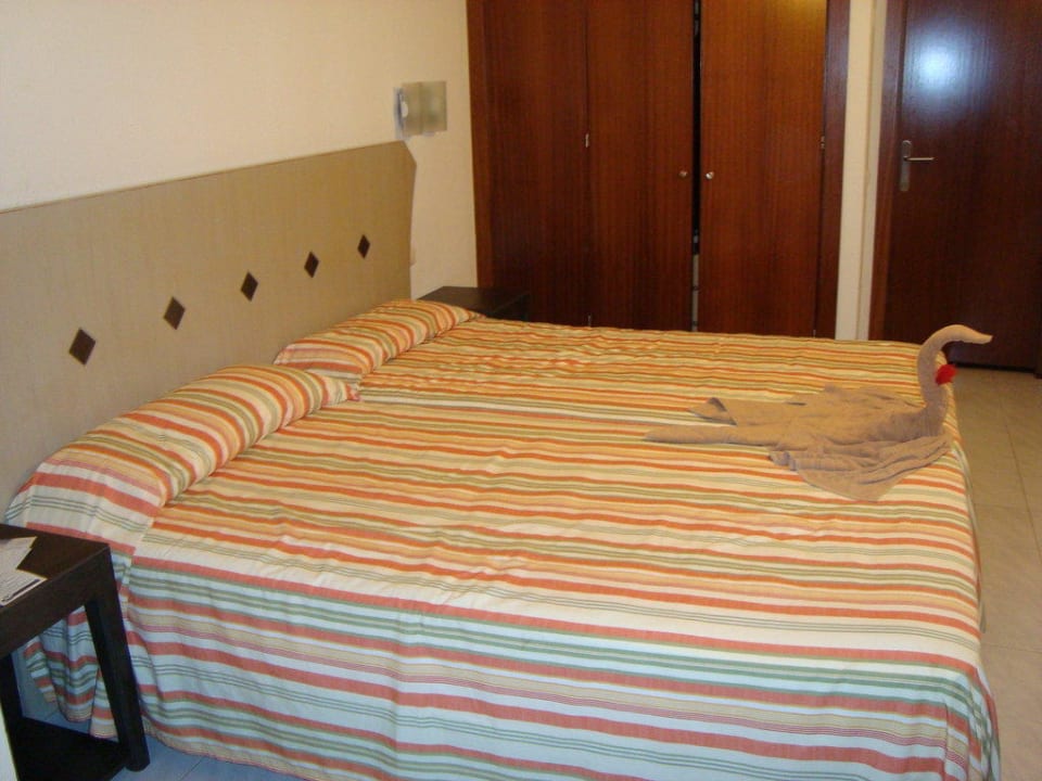 Eine reizende Idee mit dem Handtuch SBH Hotel Taro Beach