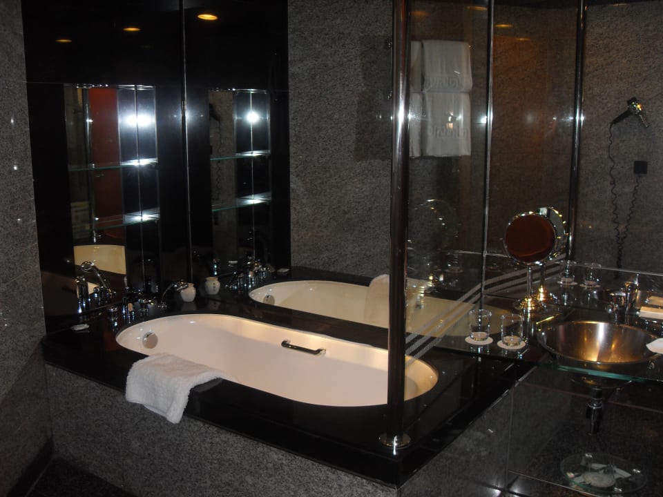 Bad mit Whirlpool Golden Sands Hotel Creek