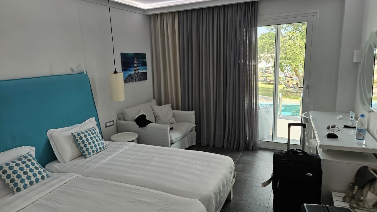 Zimmer Vissalo by Acharavi Beach