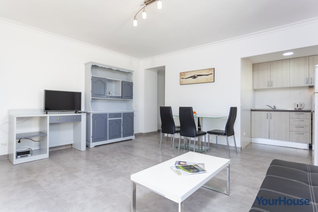 Zimmer YourHouse Acapulco Ferienwohnungen