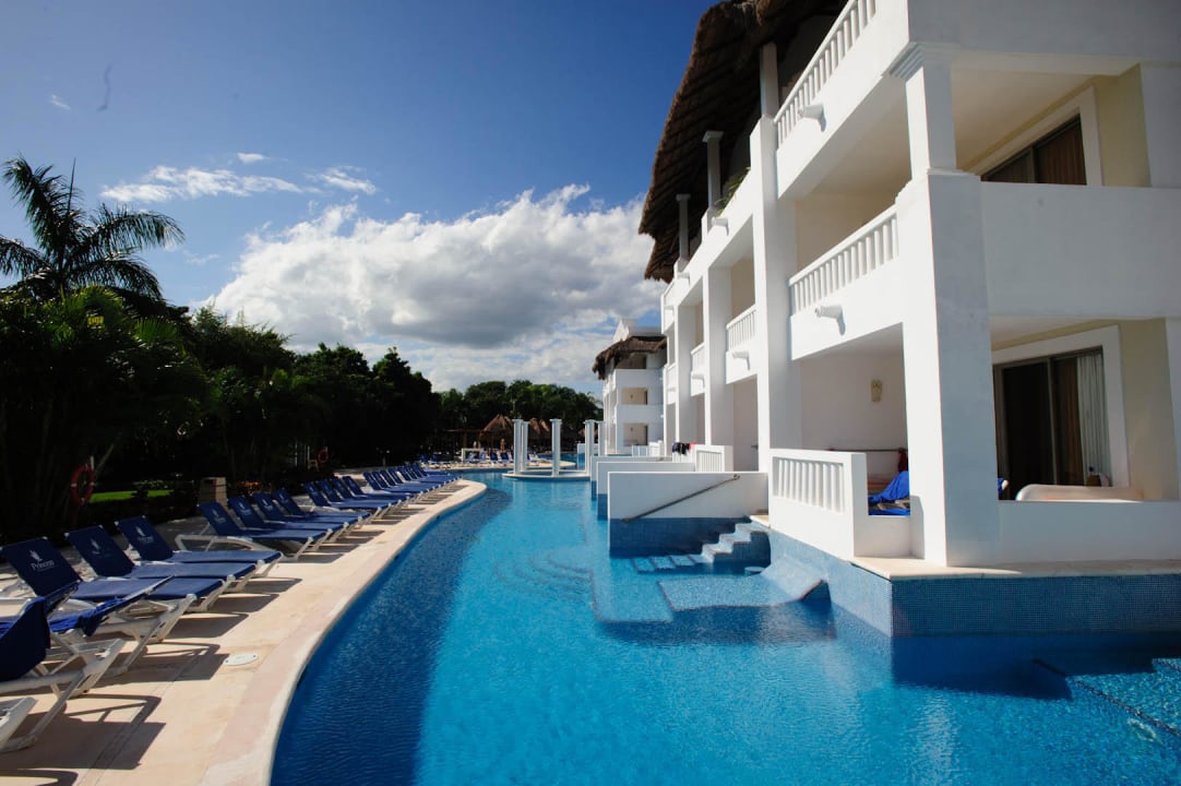 Pool Access Grand Riviera Princess All Suites & Spa Resort