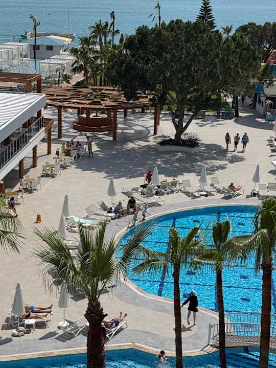 Pool Mira Meridia Beach Hotel