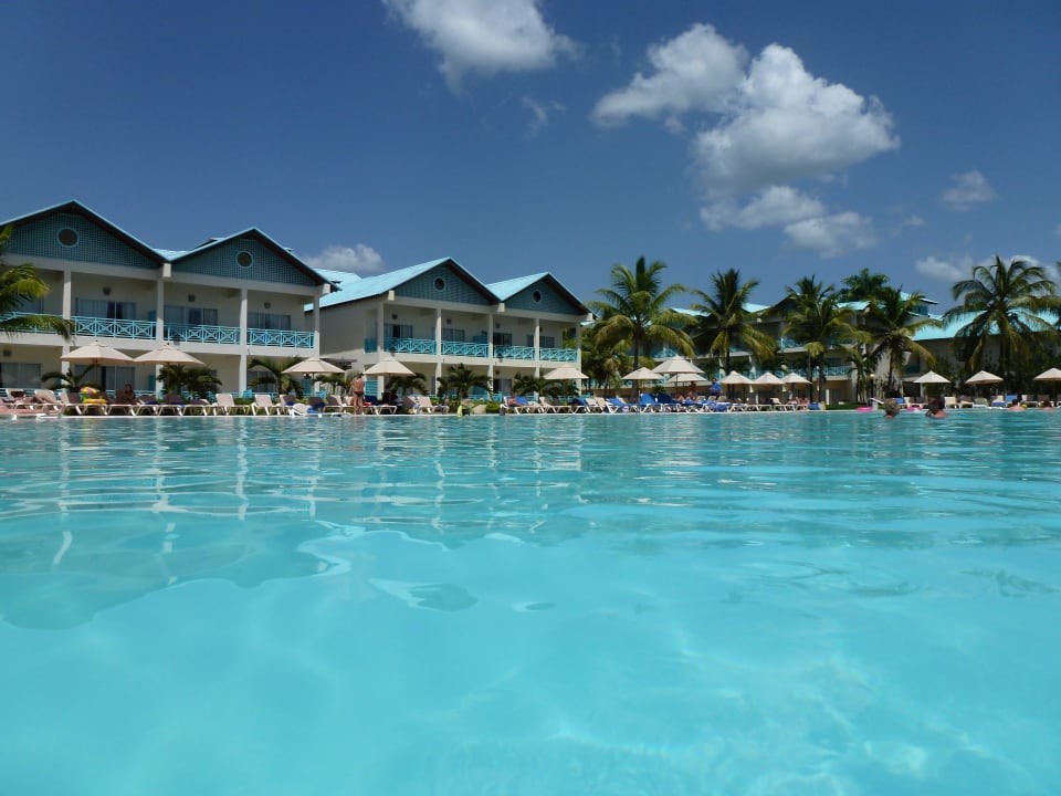Zimmer mit Poolblick Dreams La Romana Resort & Spa