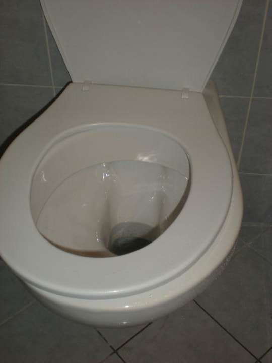 Tolle Toilette Hotel Lagomandra Beach