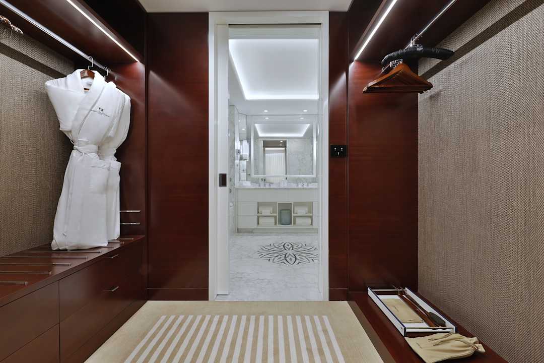 Zimmer Waldorf Astoria Doha Lusail