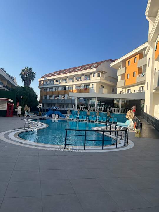 Pool Hane Family Resort