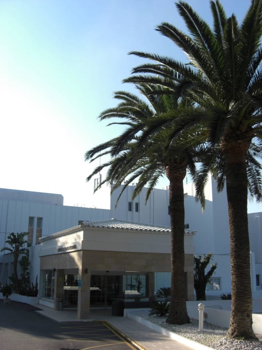 Eingang des Hotels  Meliá Cala Galdana
